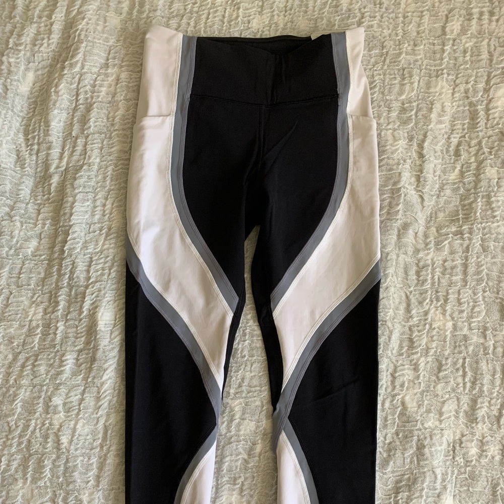 lululemon leggings size 6
